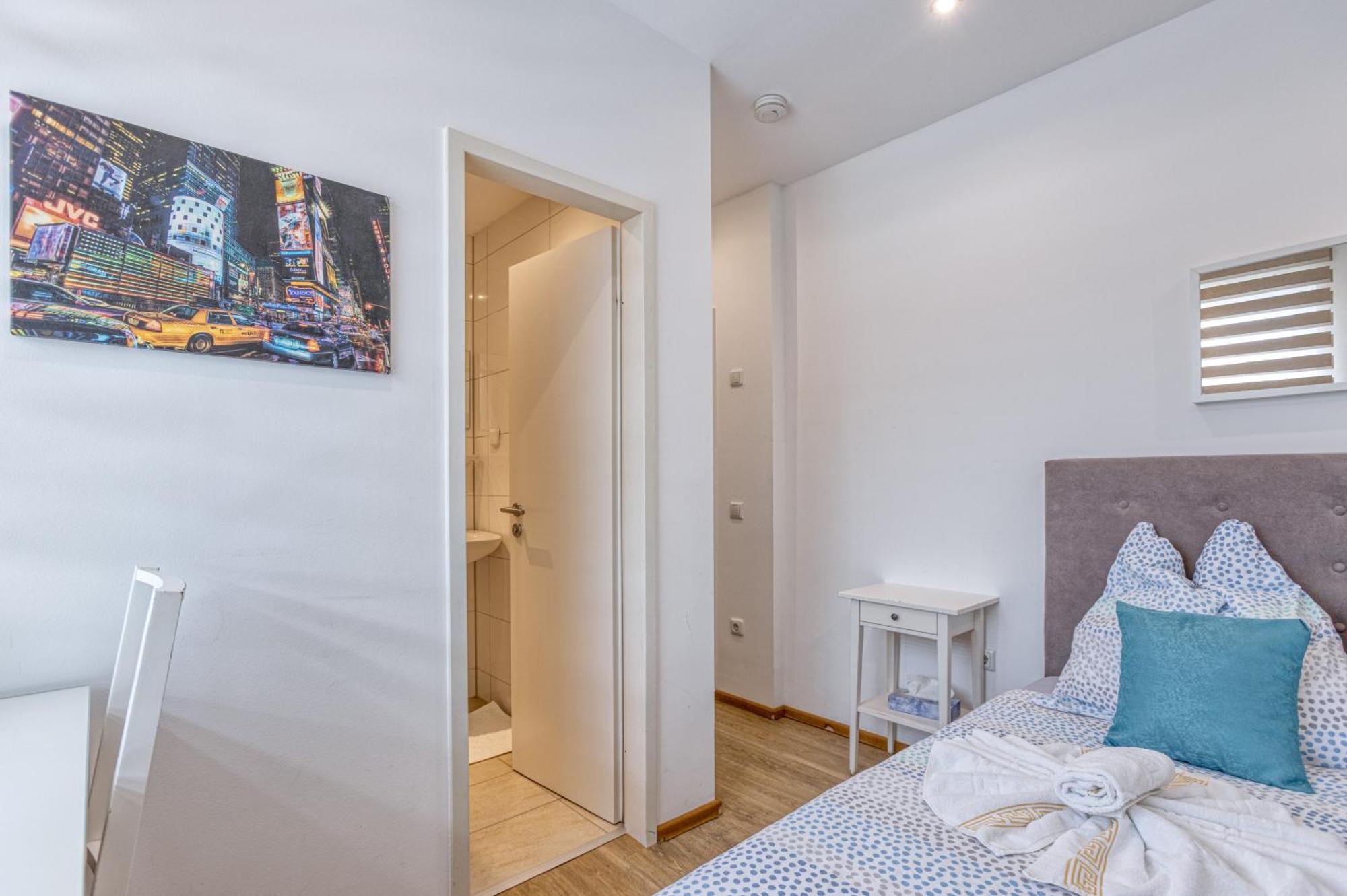 Touch Down Motel Lohmar Extérieur photo