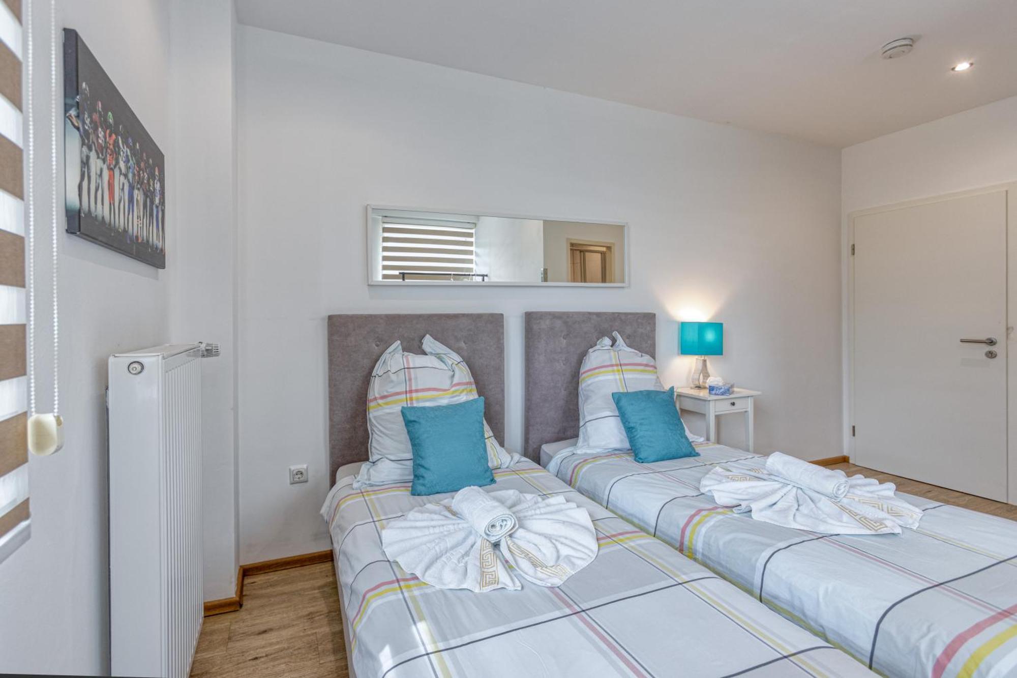 Touch Down Motel Lohmar Extérieur photo